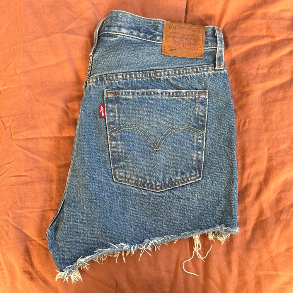 Levi’s 501 Cutoffs